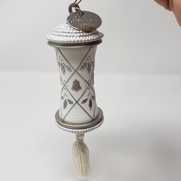 2000 Hallmark Our First Christmas Together Handcrafted Keepsake Holiday Ornament - Picture 4 of 9